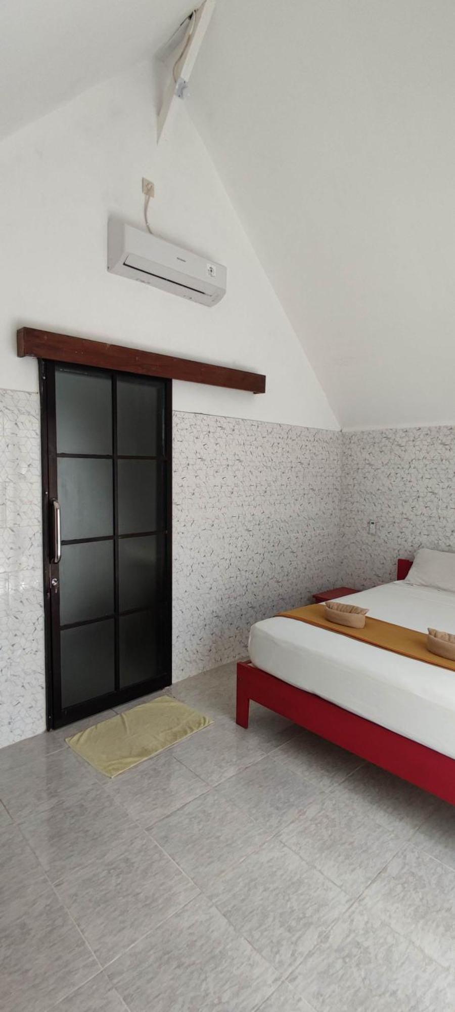 Family Bungalow Gili Meno Exterior photo